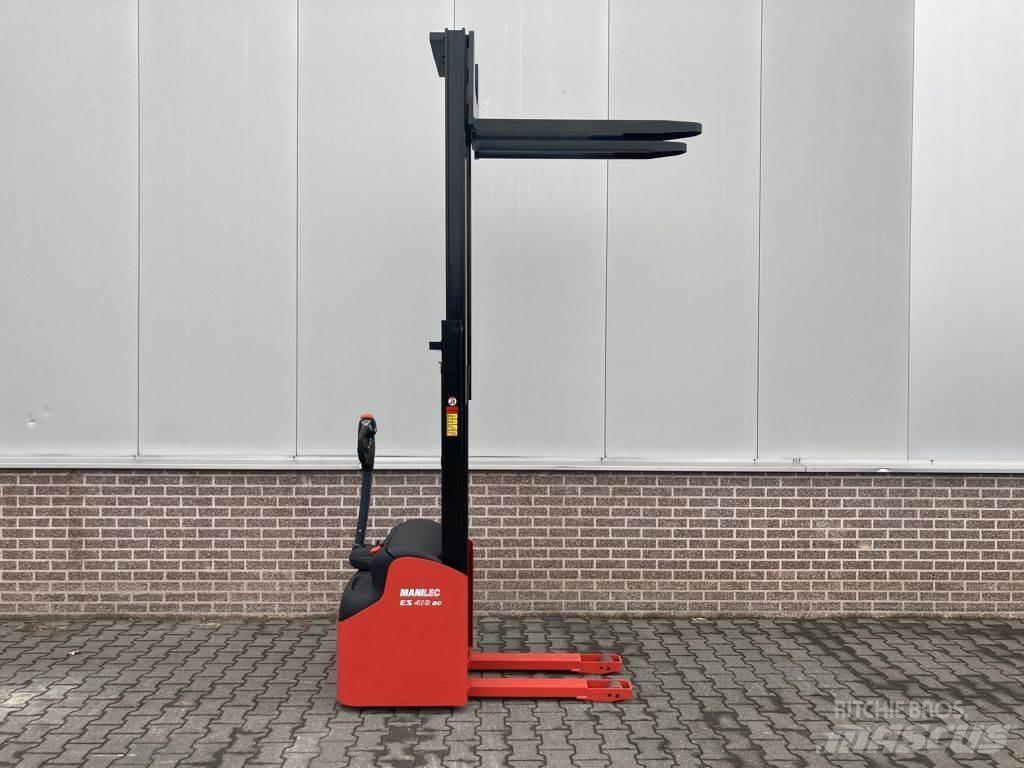 Manitou ES 410 Gaffelstabler med gående fører