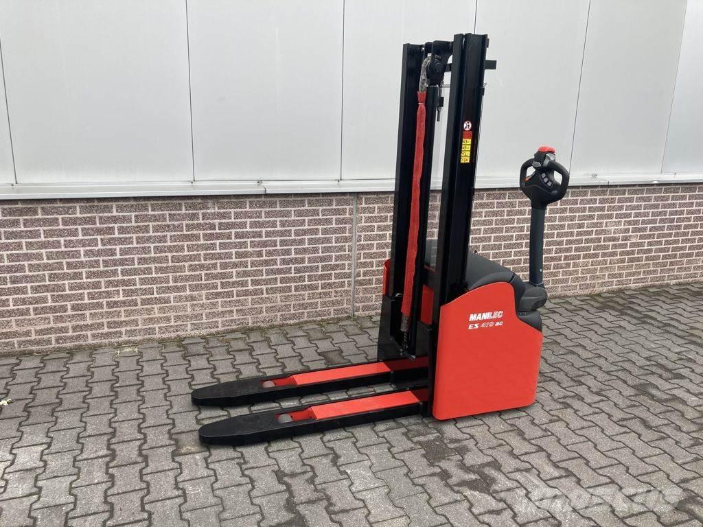 Manitou ES 410 Gaffelstabler med gående fører
