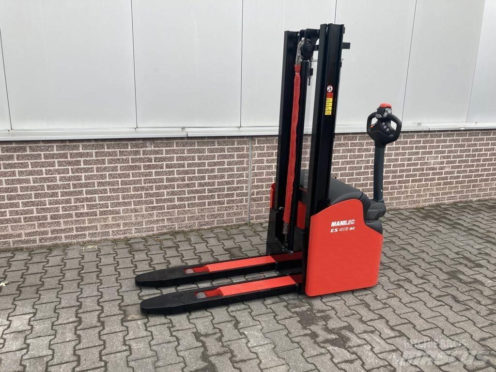Manitou ES 410 Gaffelstabler med gående fører
