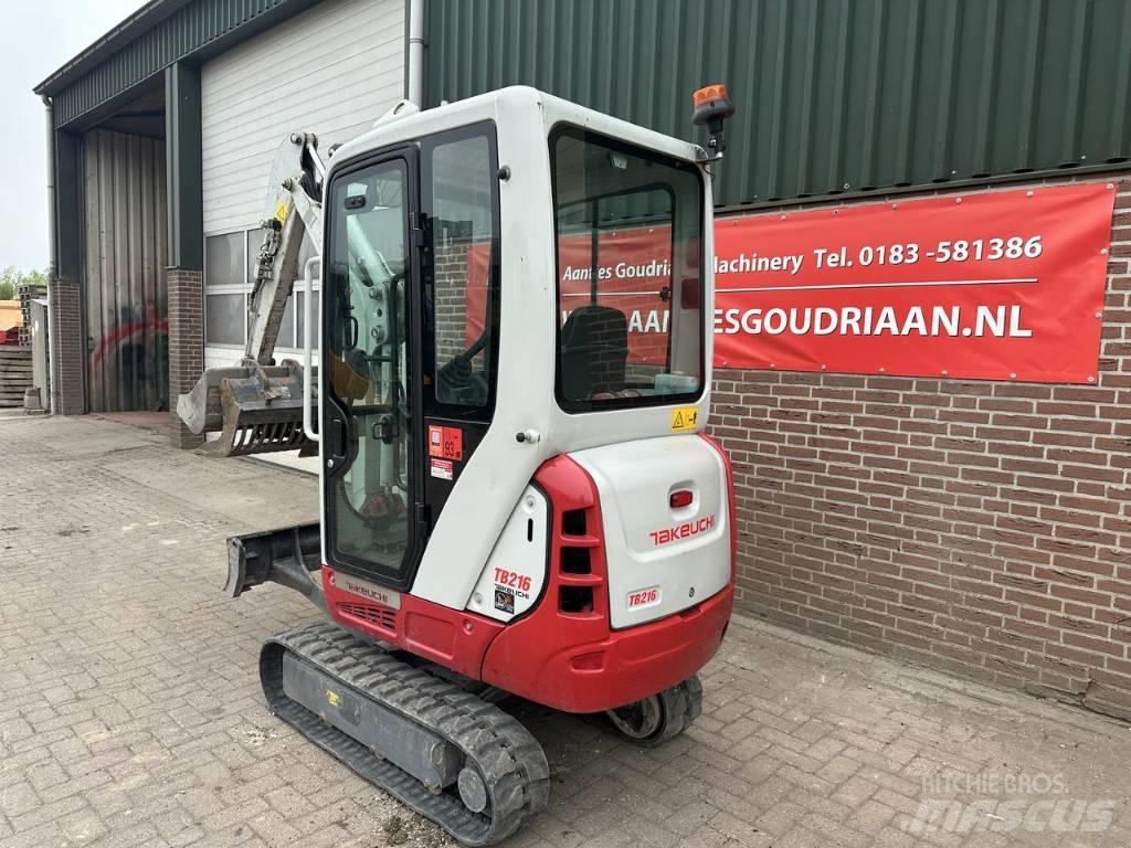 Takeuchi TB216 Minigravemaskiner