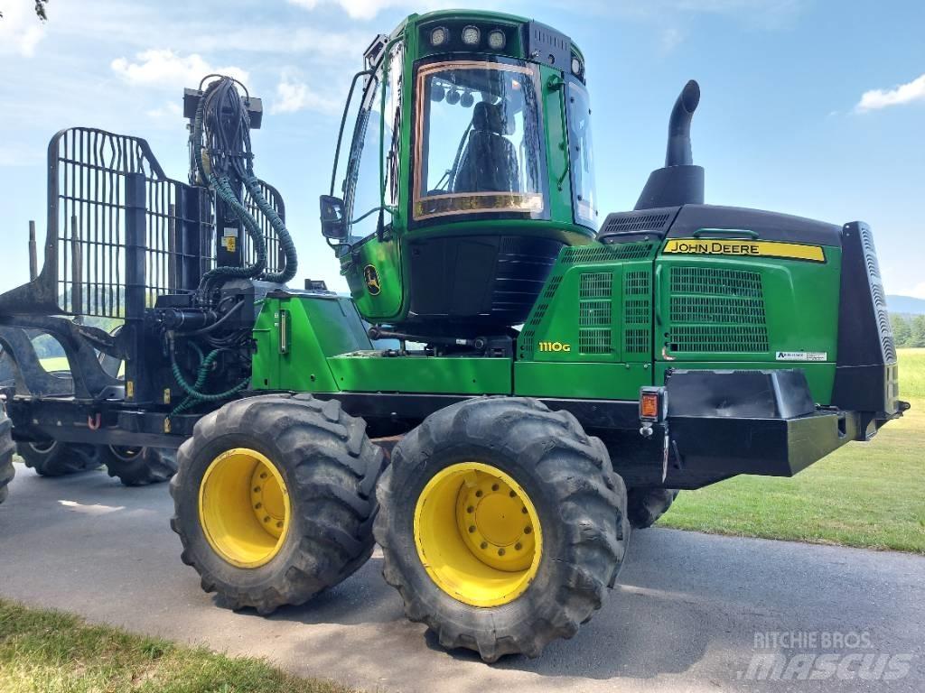John Deere 1110G Udkørselsmaskiner
