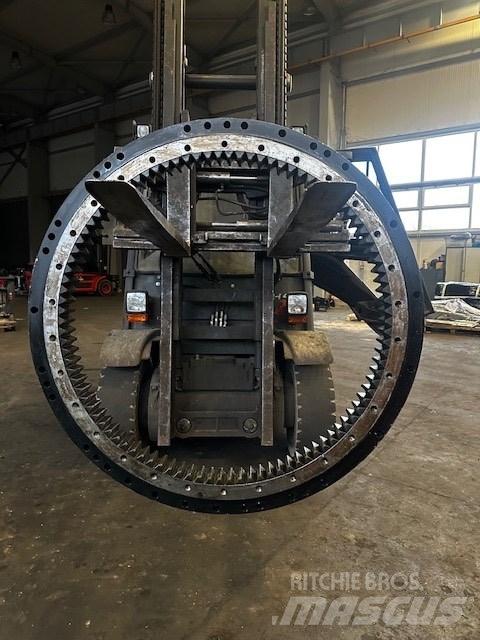 CAT M 316 BEARING Chassis og suspension
