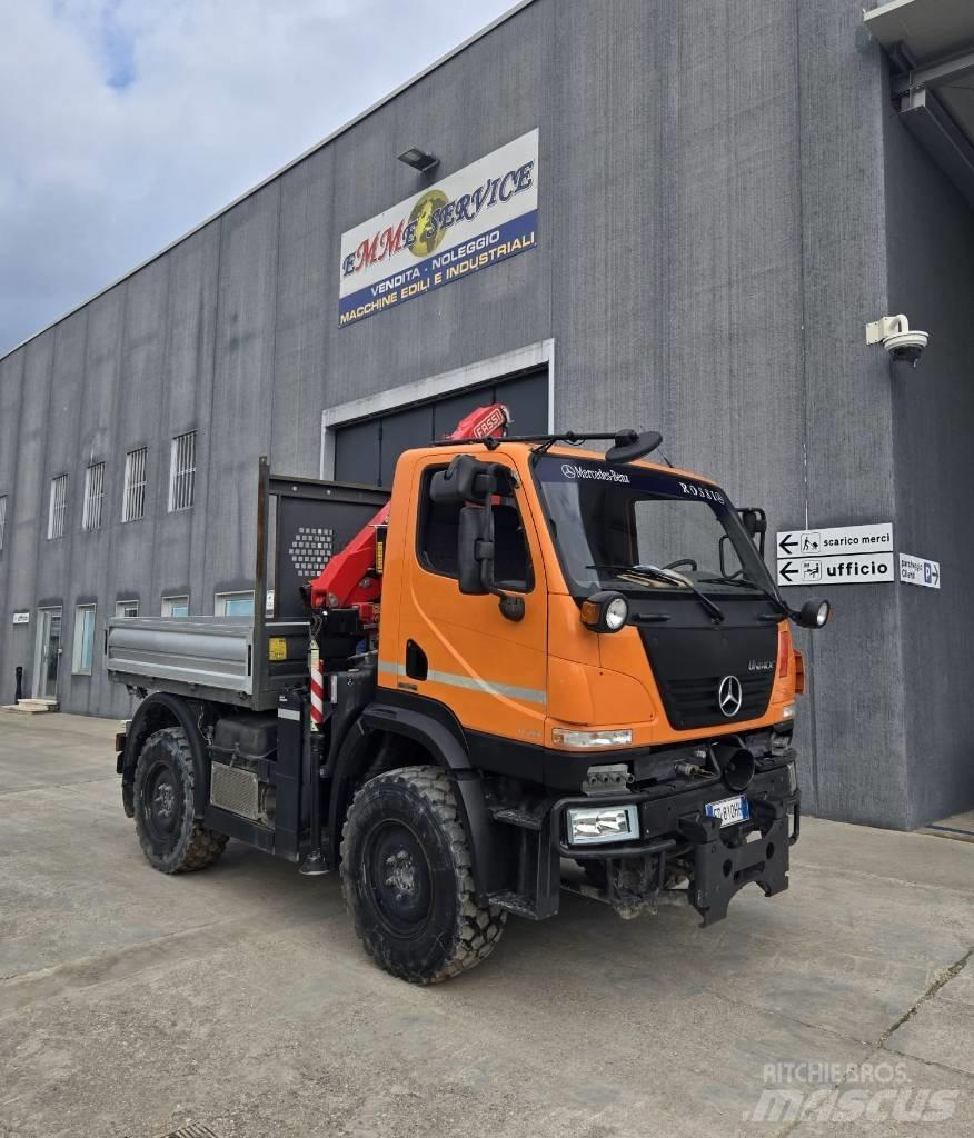 Unimog U20 Tiptrailere
