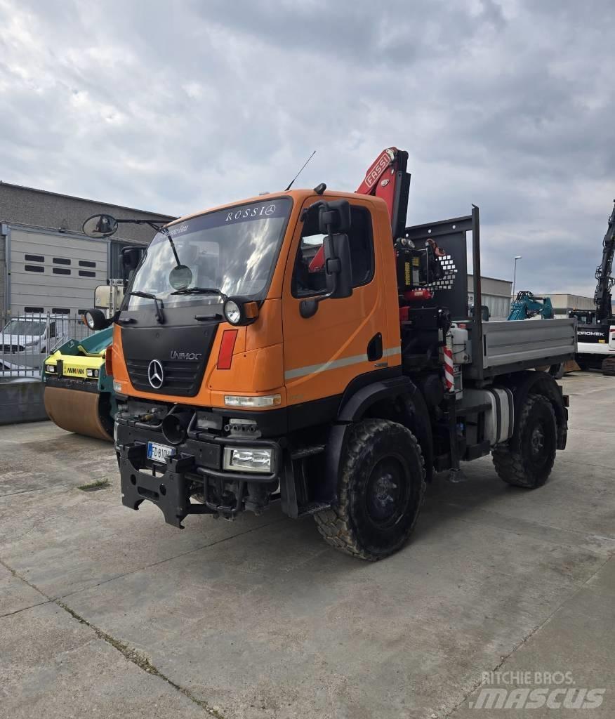 Unimog U20 Tiptrailere