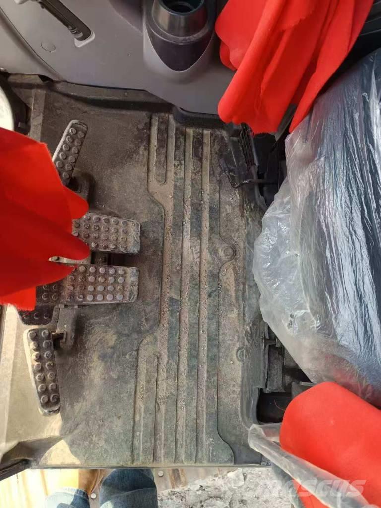 Hitachi ZX 70 Midi-gravemaskiner 7t - 12t