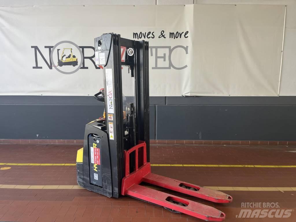 Hyster S1.4 Gaffelstabler med gående fører