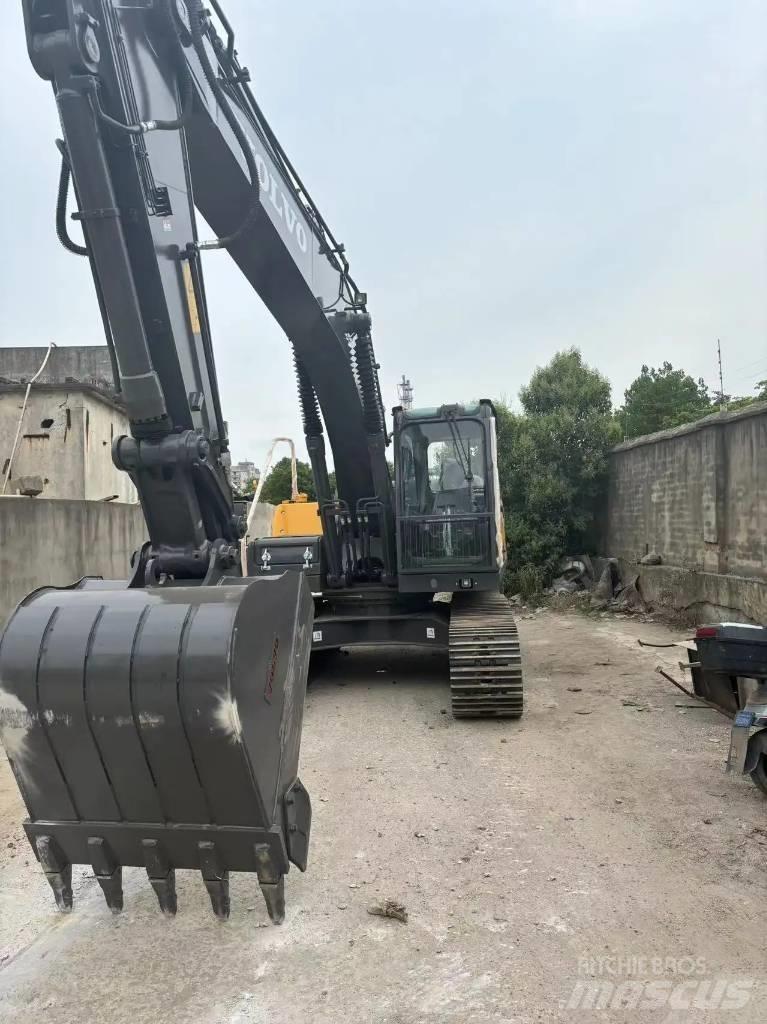 Volvo EC 210 Midi-gravemaskiner 7t - 12t