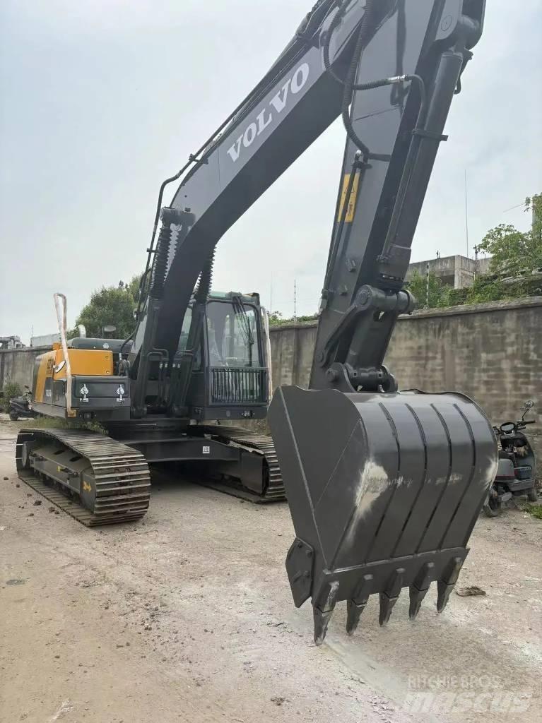Volvo EC 210 Midi-gravemaskiner 7t - 12t