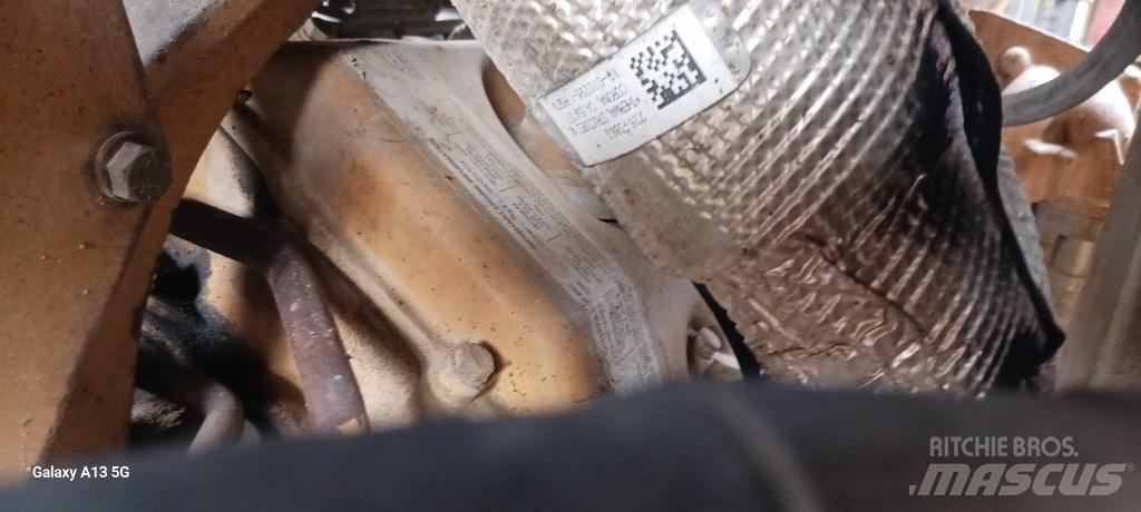 CAT 631 G Skrabere