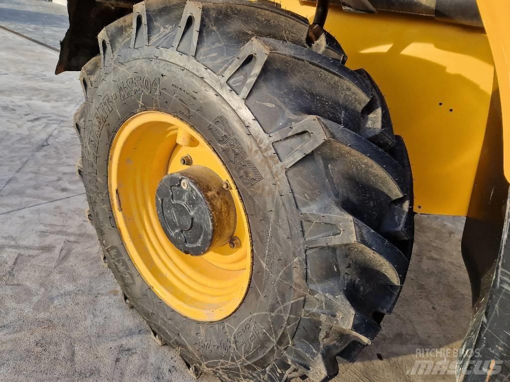 JCB 540-140  BC41 Teleskoplæssere