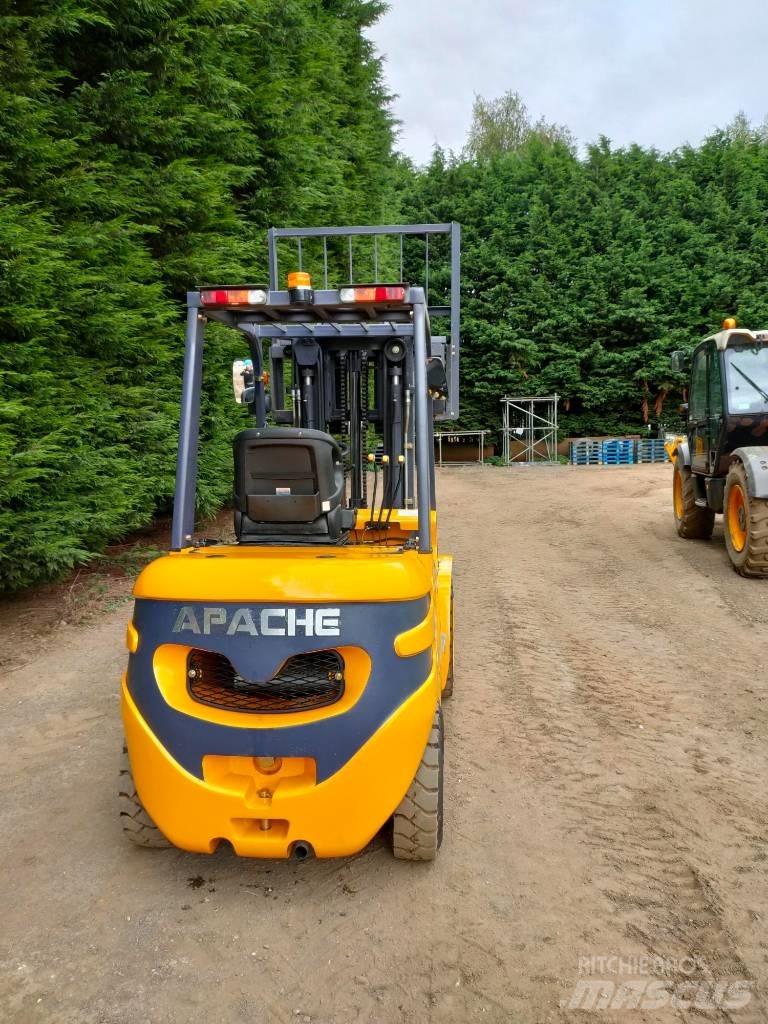 Apache HH307 Diesel gaffeltrucks