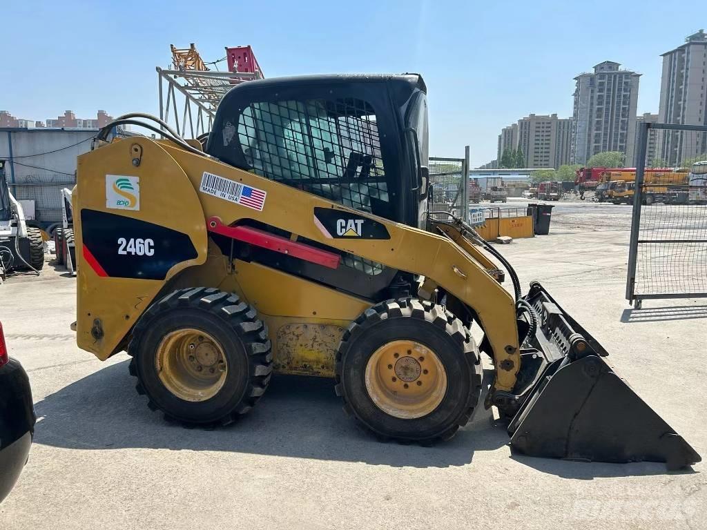 CAT 246 C Minilæsser - skridstyret