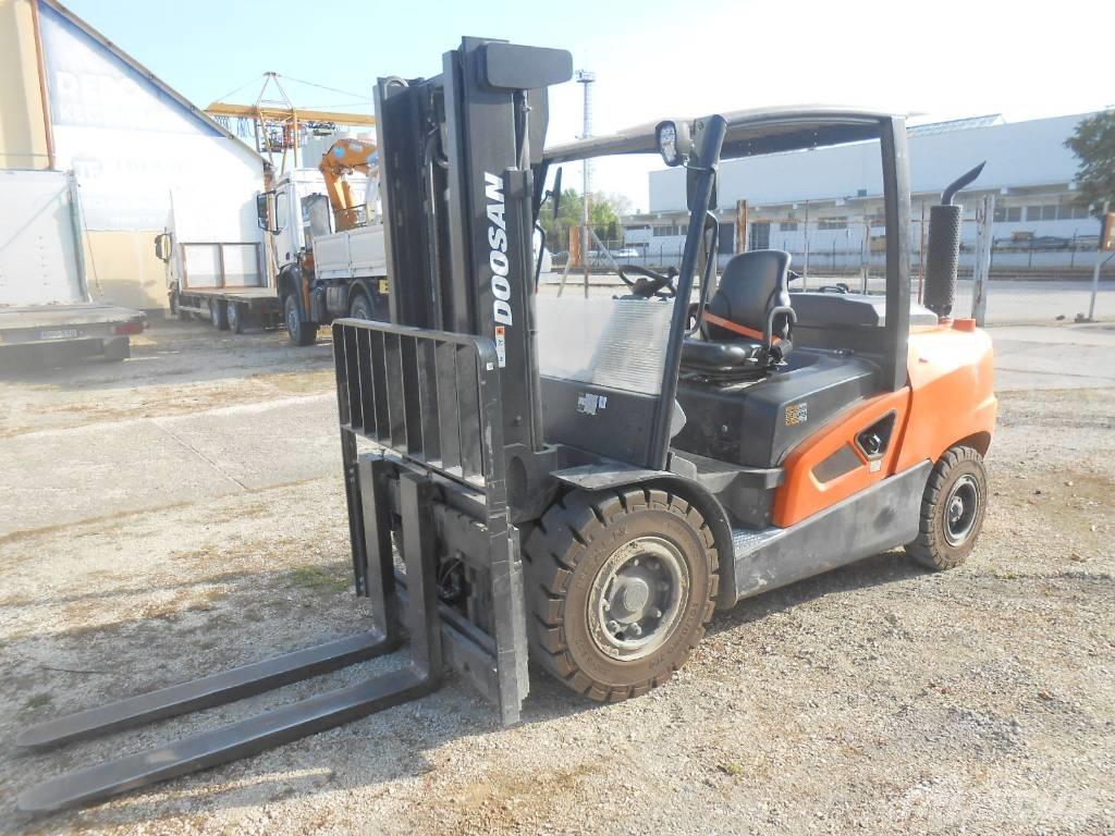 Doosan D50 SC-09 Diesel gaffeltrucks