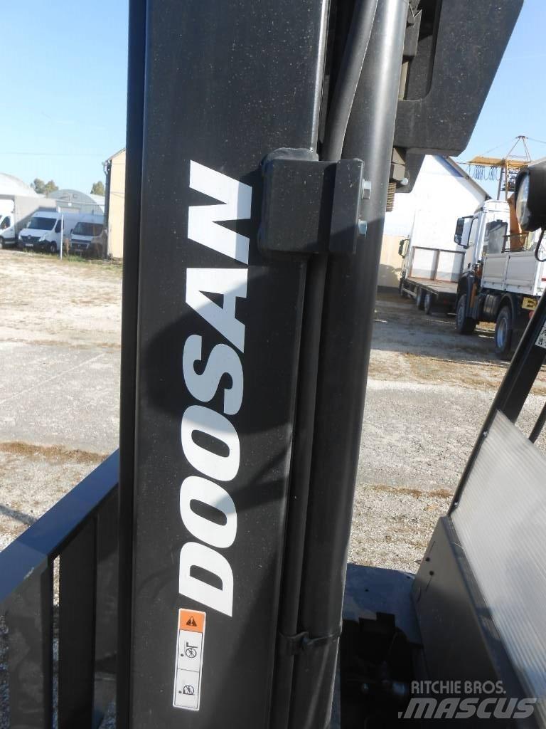 Doosan D50 SC-09 Diesel gaffeltrucks