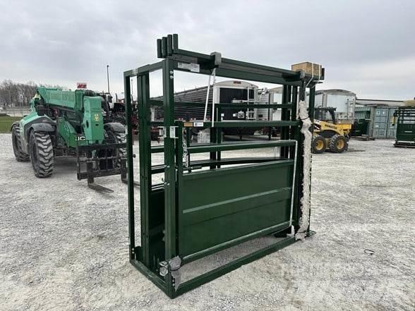  ARROWQUIP T8 Andre staldmaskiner
