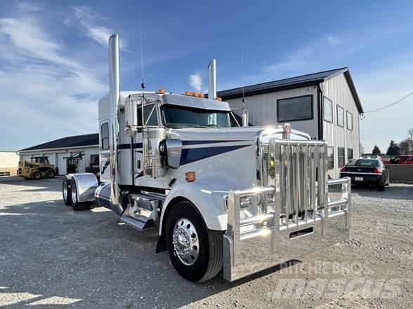 Kenworth W900L Trækkere