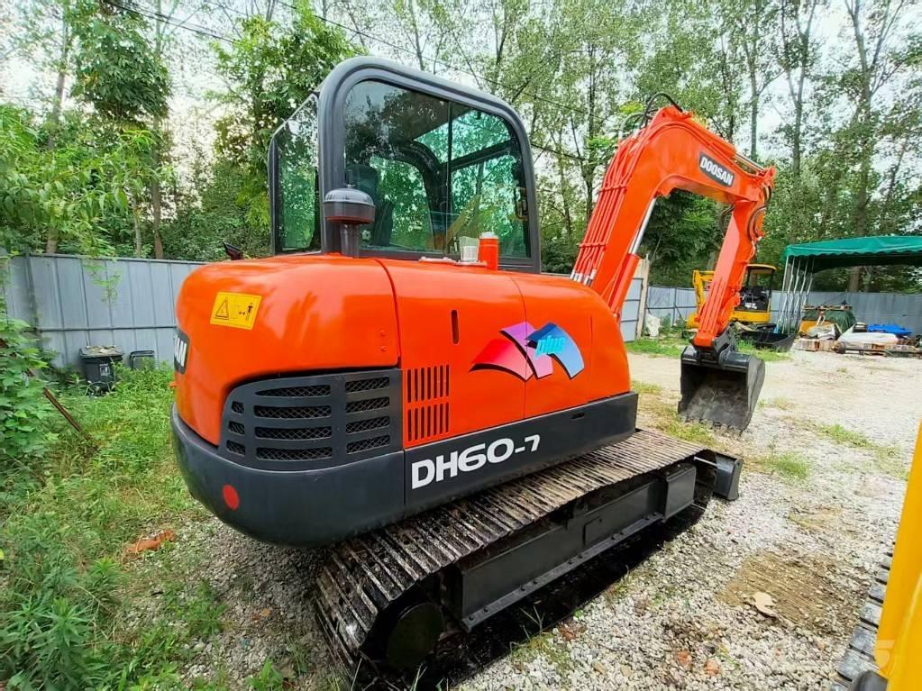 Doosan DH 60 Minigravemaskiner