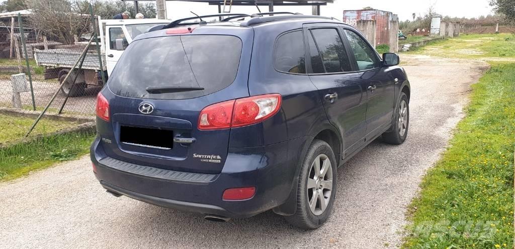 Hyundai SANTA FE Biler