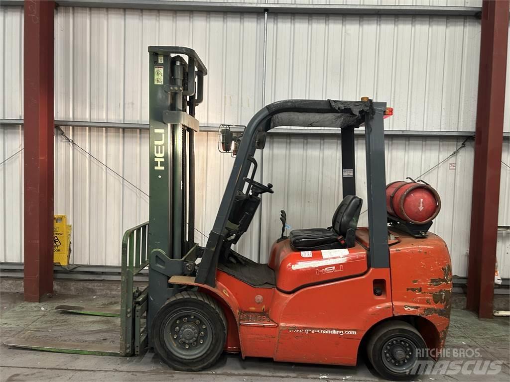 Heli FG25G LPG gaffeltrucks