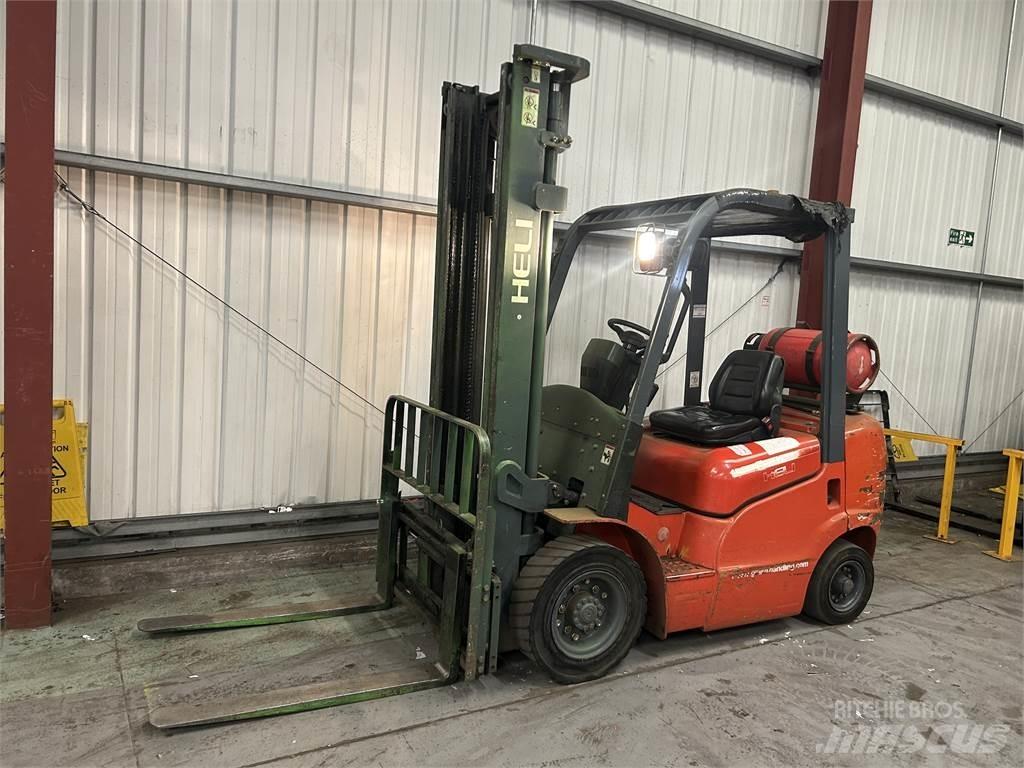 Heli FG25G LPG gaffeltrucks