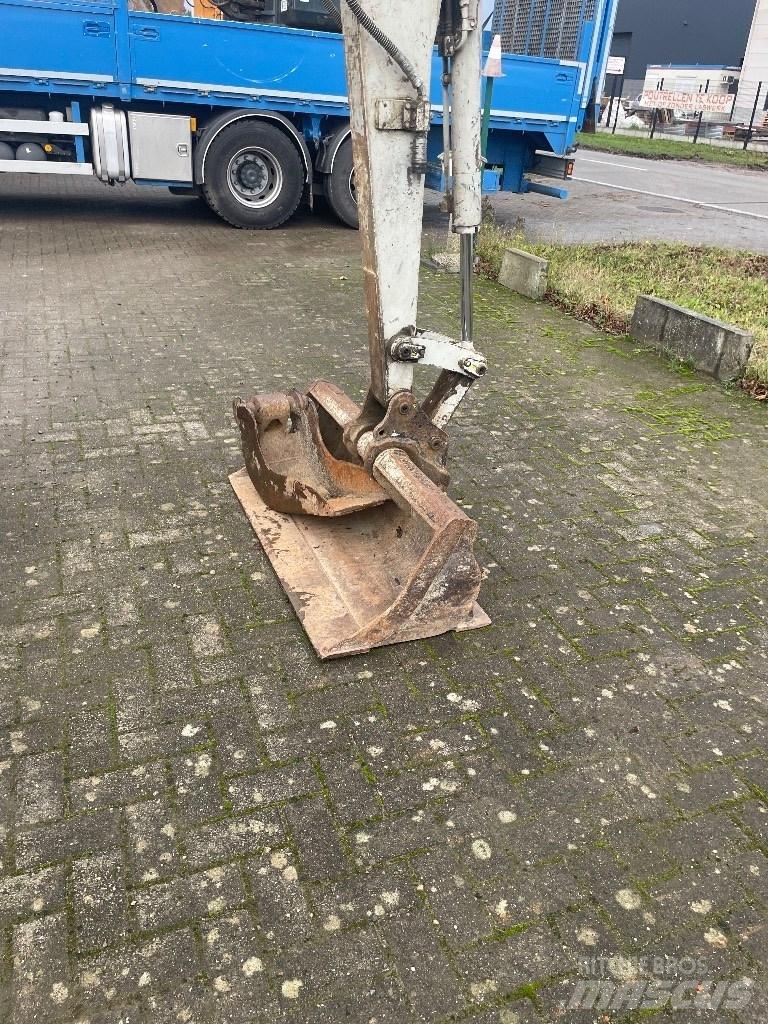 Takeuchi TB 235 Minigravemaskiner