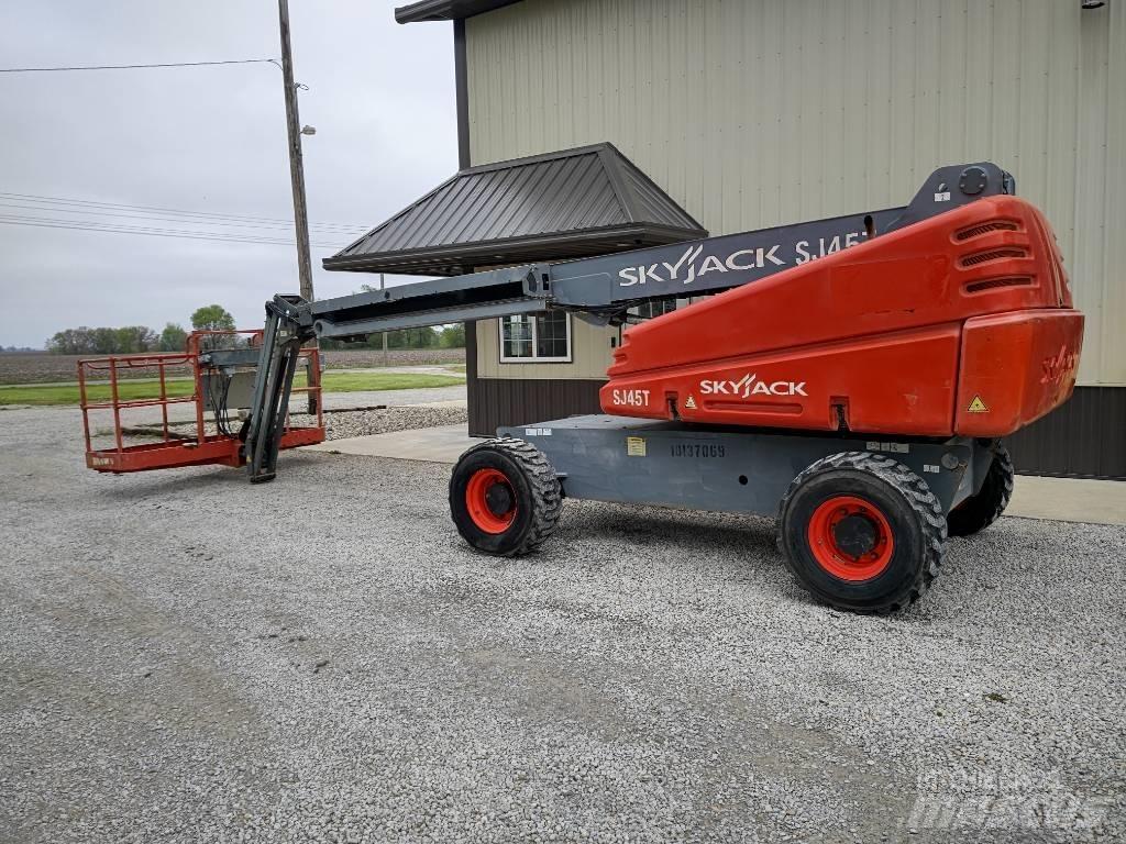 SkyJack SJ 45 T Teleskoplifte