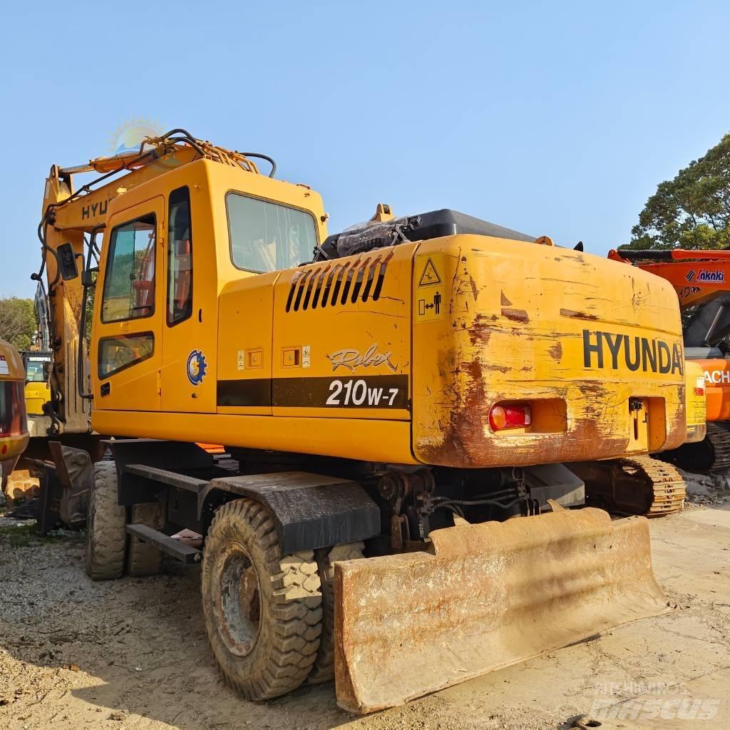 Hyundai R210W-7 Gravemaskiner på hjul