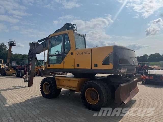 Volvo EW 180 B Gravemaskiner på hjul