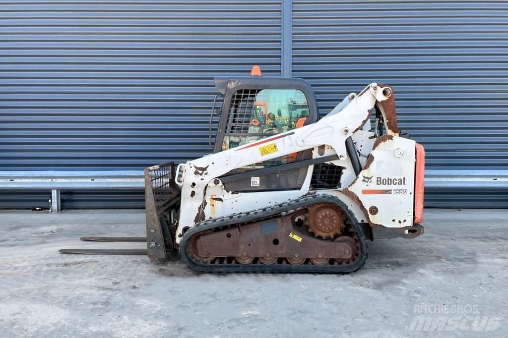 Bobcat T 590 Udslæbningstraktorer