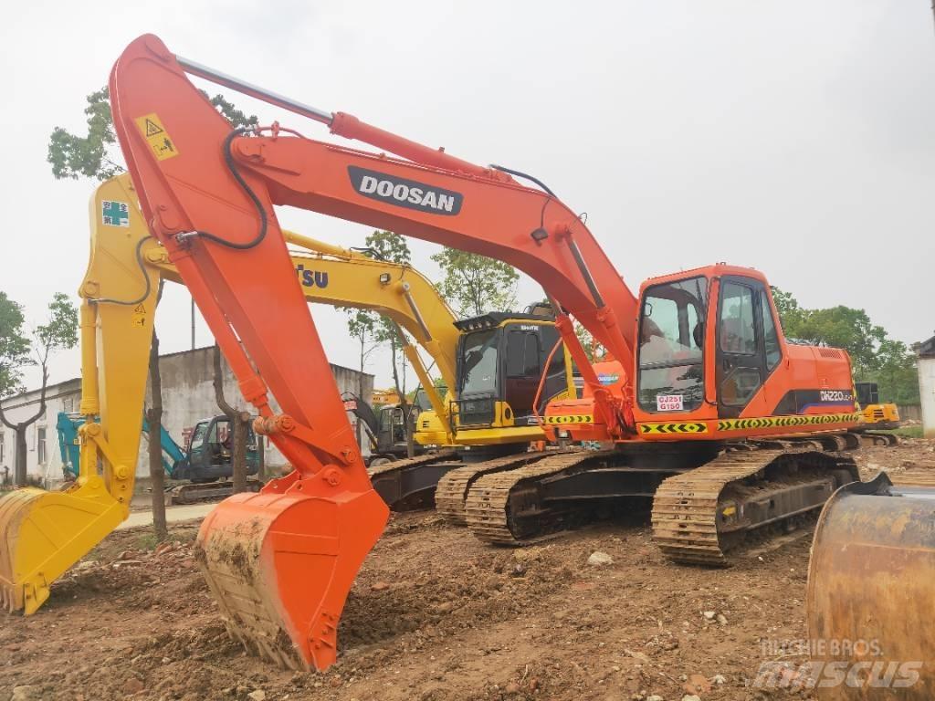 Doosan DH220LC-7 Gravemaskiner på larvebånd