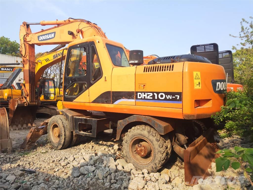 Doosan DH210W-7 Gravemaskiner på hjul