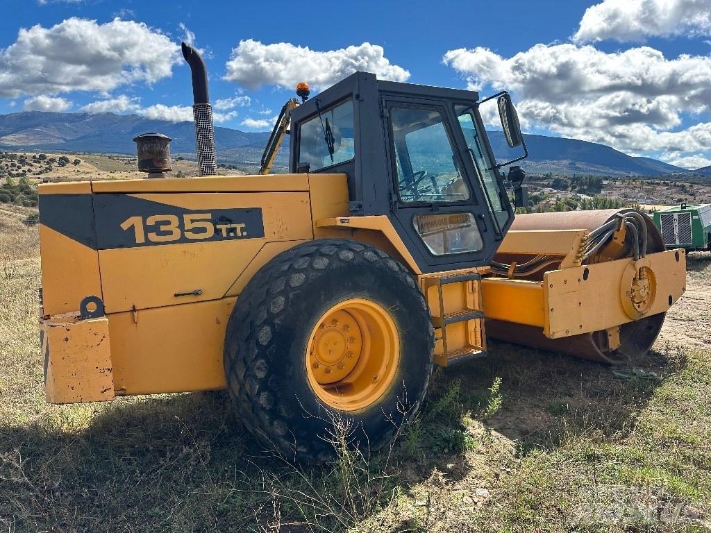 Lebrero 135 TT Enkelt tromle