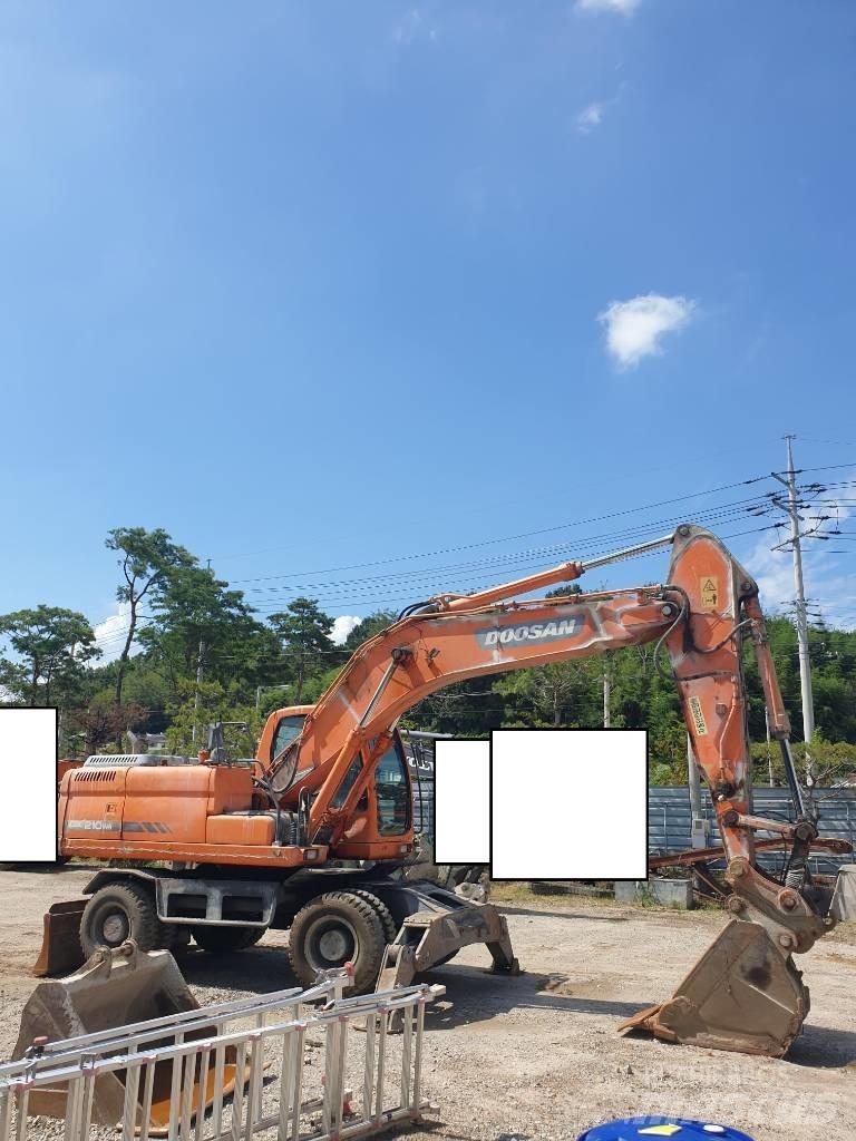 Doosan DX210WA Gravemaskiner på hjul