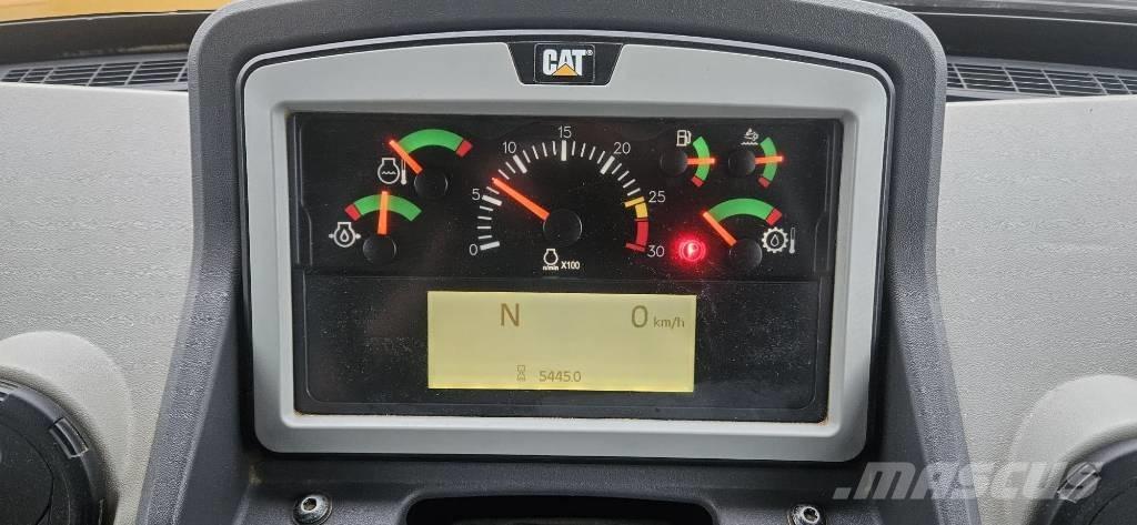 CAT 730 C Terrængående lastbiler