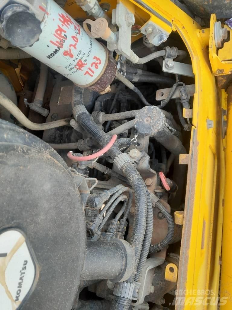 Komatsu D61 PX-24 Bulldozer på larvebånd