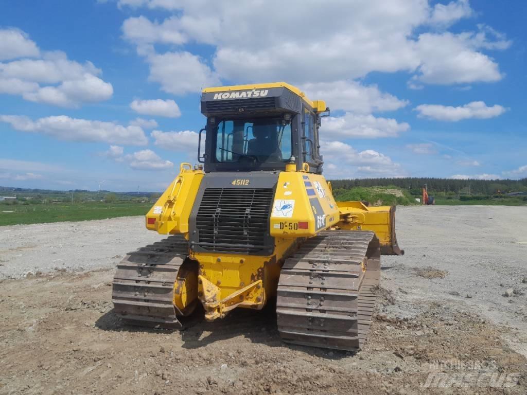 Komatsu D61 PX-24 Bulldozer på larvebånd