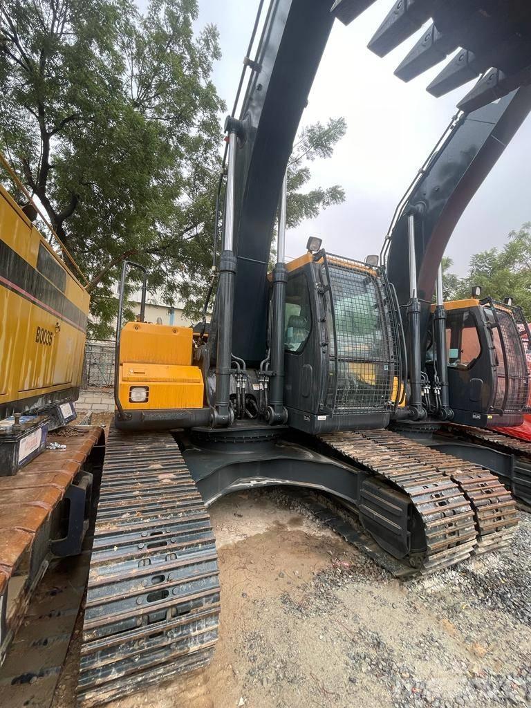 Hyundai R210 Gravemaskiner på larvebånd