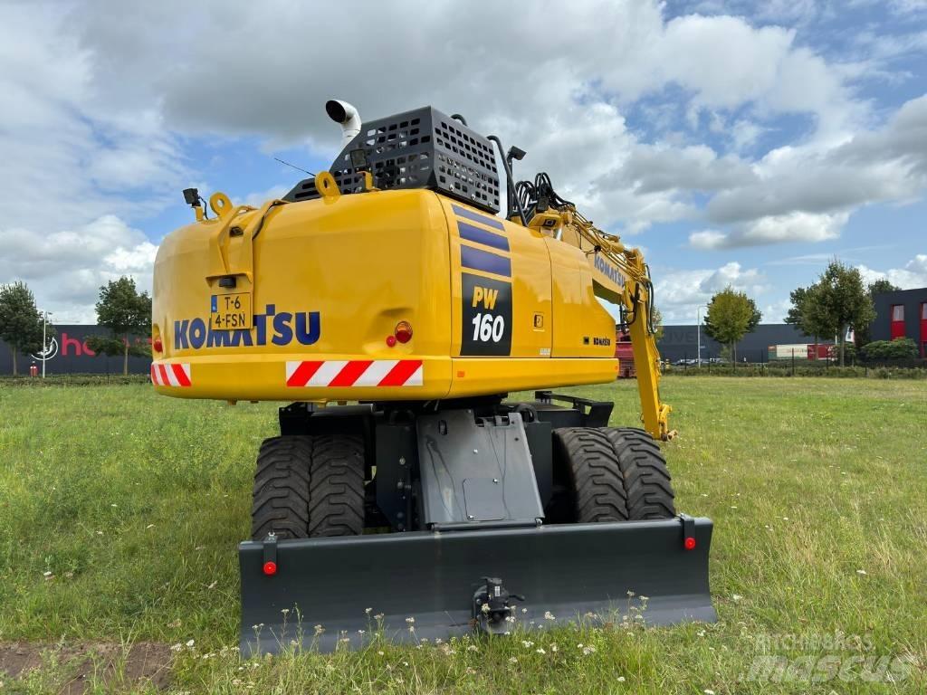 Komatsu PW160-11E0 Gravemaskiner på hjul