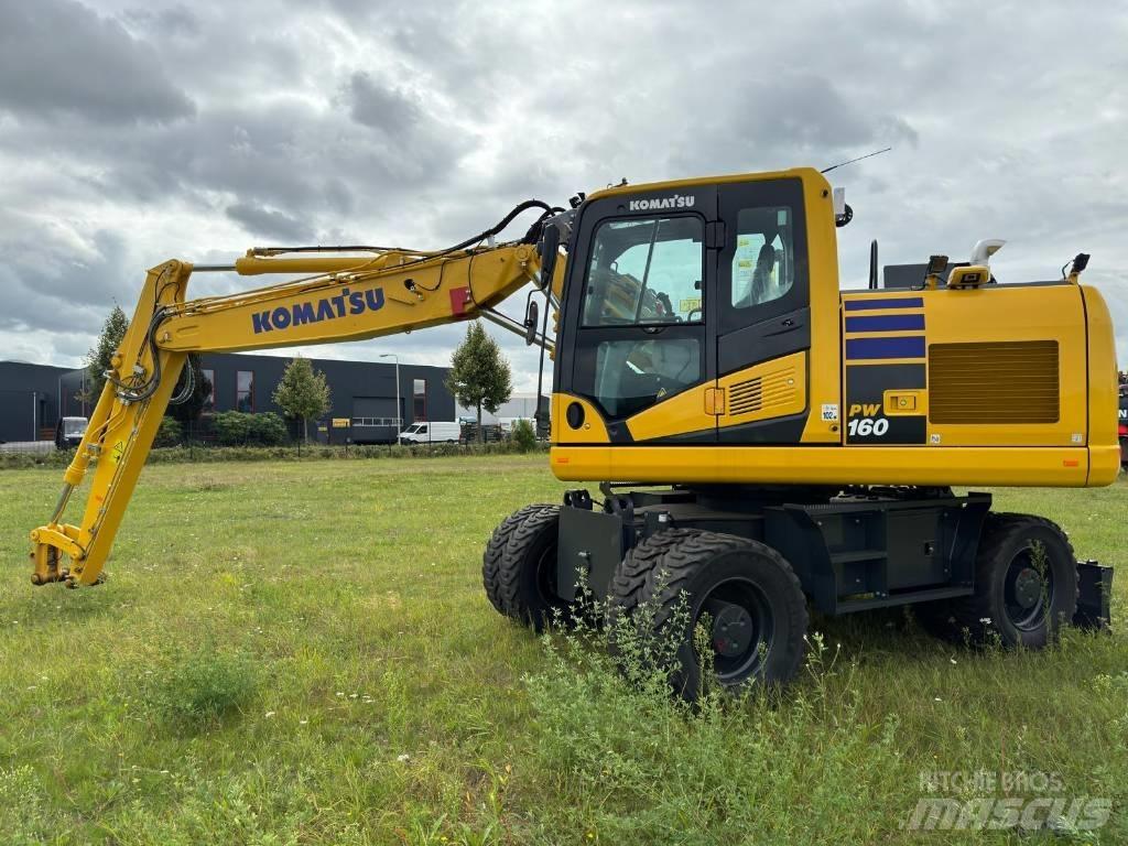 Komatsu PW160-11E0 Gravemaskiner på hjul