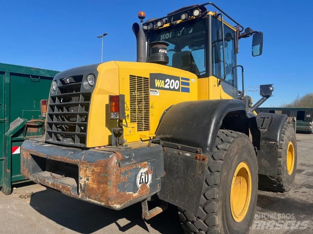 Komatsu WA 200-7 Gravemaskiner på larvebånd