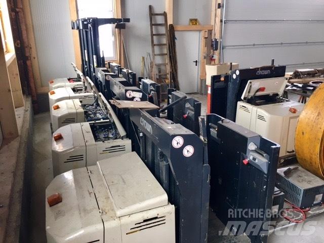 Crown LP 3020 Plukketruck, medium