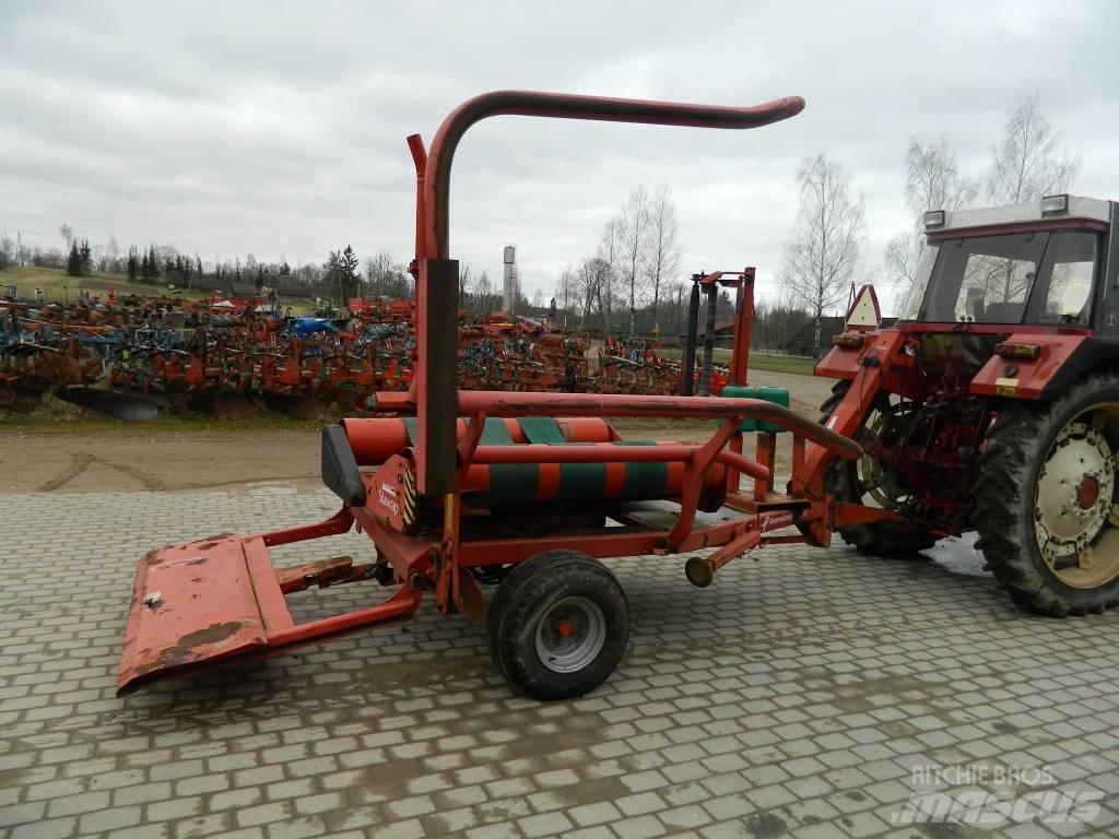 Kverneland UN7512 Pakkemaskiner