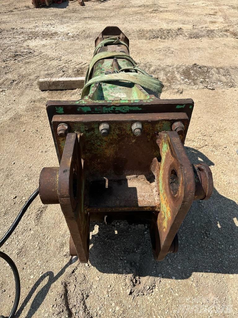 Montabert V 32 Hydraulik / Trykluft hammere