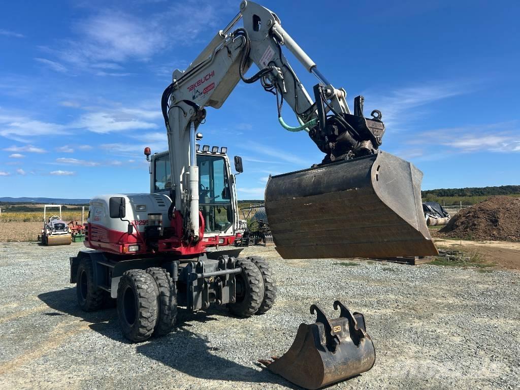 Takeuchi TB 295 W Gravemaskiner på hjul