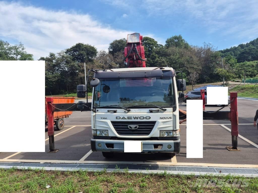 Horyong SKY450 Lastbilmonterede lifte