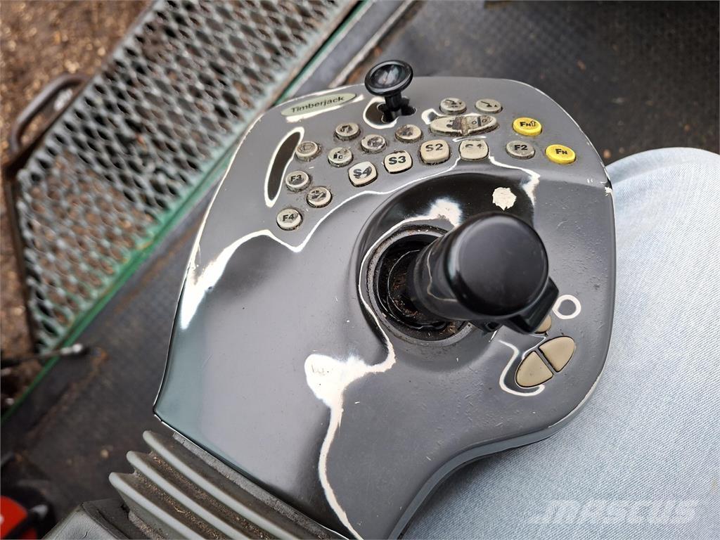 Timberjack 1270 Skovningsmaskiner