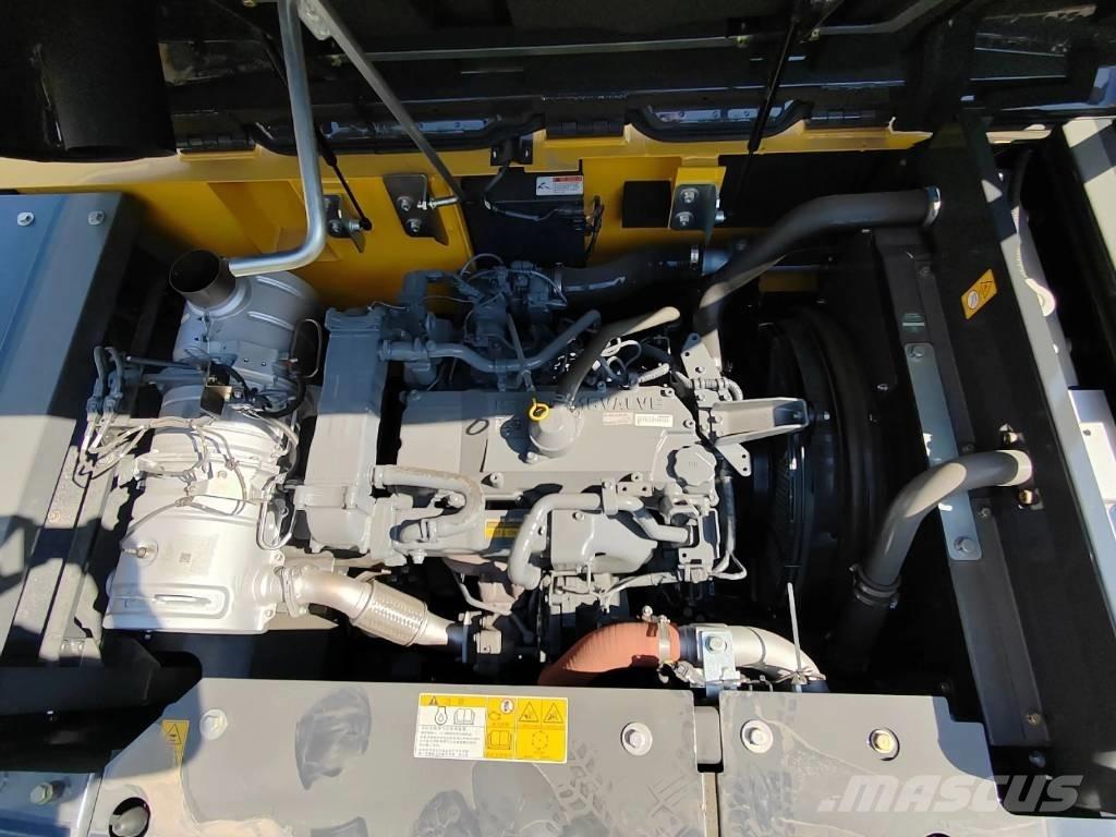 Sumitomo SH210 Gravemaskiner på larvebånd