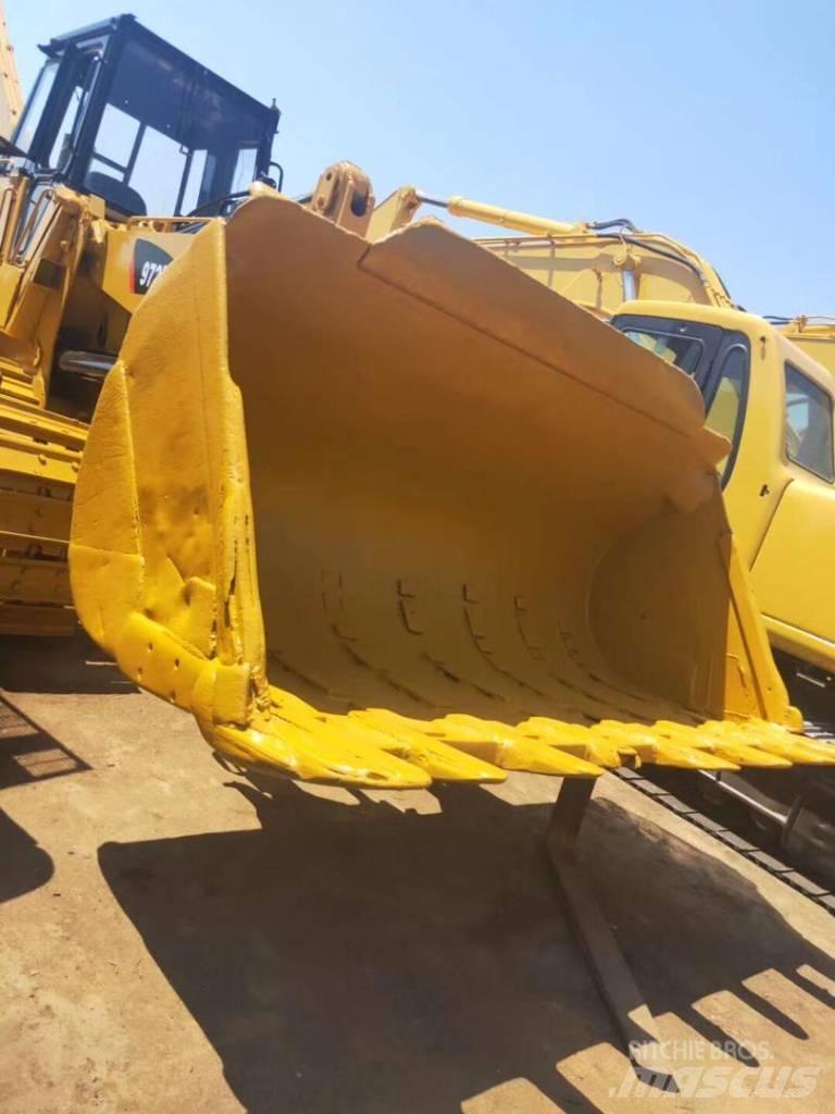 CAT 973 Larvebåndslæssere
