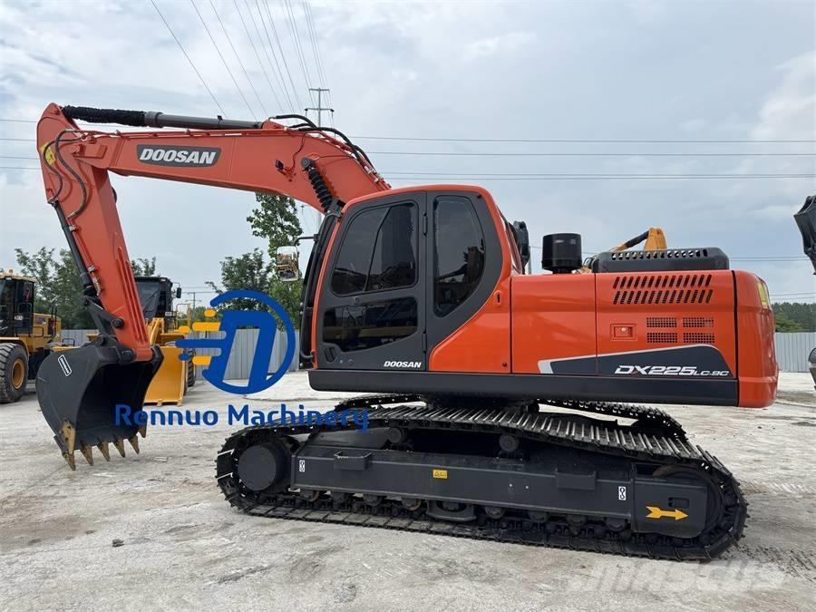 Doosan DX 225 LC-9C Gravemaskiner på larvebånd
