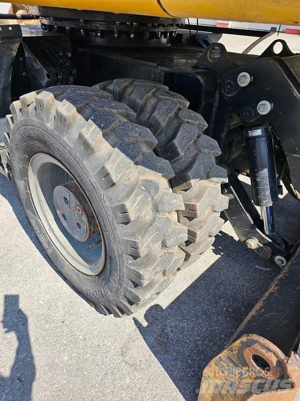 CAT M 318 F Gravemaskiner på hjul